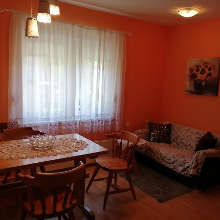House Natali Apartment Vrhovine ภายนอก รูปภาพ