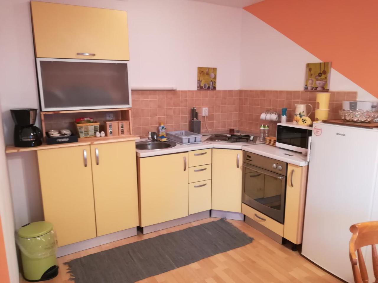 House Natali Apartment Vrhovine ภายนอก รูปภาพ