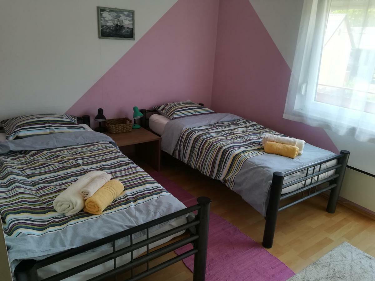 House Natali Apartment Vrhovine ภายนอก รูปภาพ